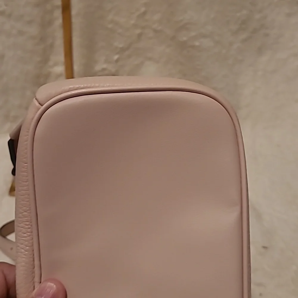 Michael Kors backpack - Picture 2 of 9